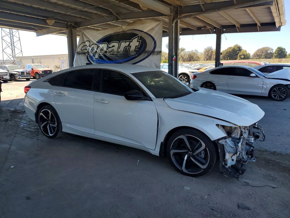 2022 Honda Accord მანქანა იყიდება აუქციონზე, vin: 1HGCV1F3XNA106643, აუქციონის ნომერი: 61792986