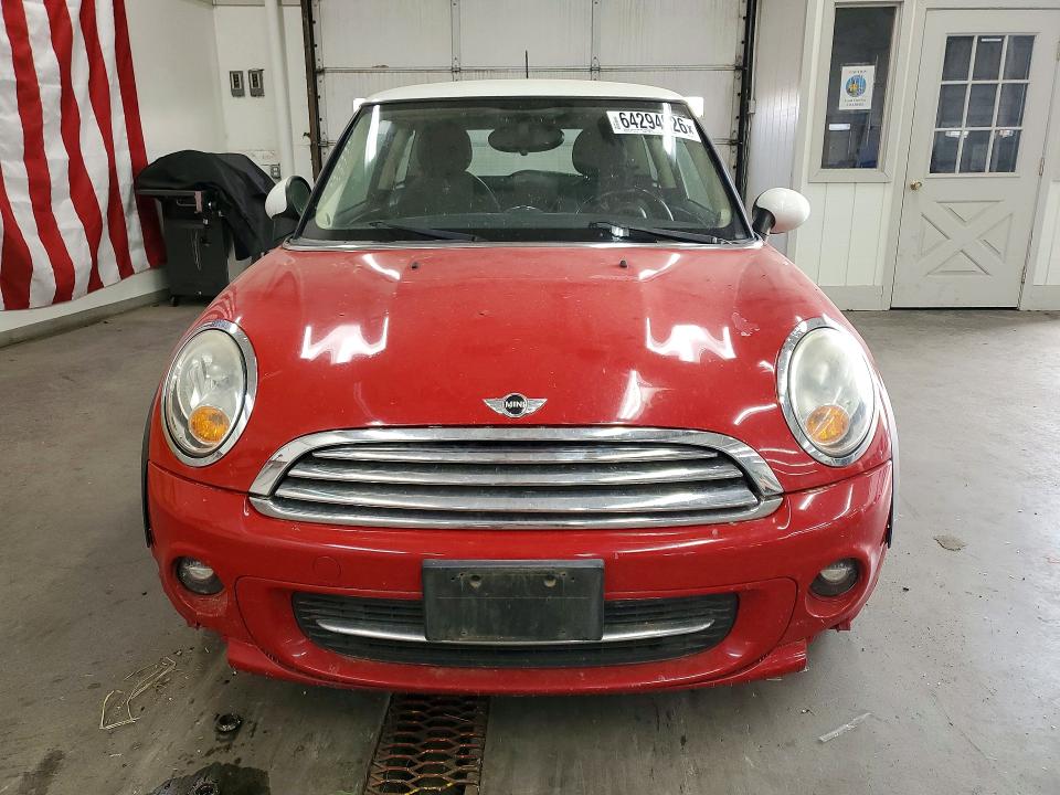 Продажа на аукционе авто 2011 Mini Cooper, vin: WMWSU3C55BT252122, номер лота: 64294026