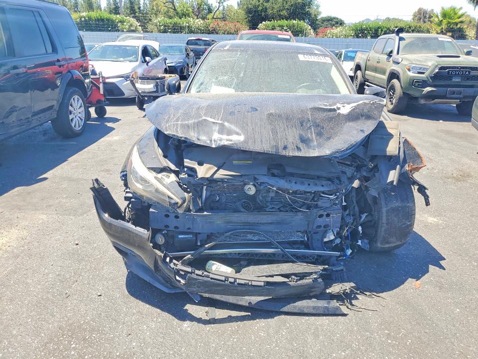 Продажа на аукционе авто 2019 Infiniti Q50, vin: JN1EV7AP2KM540749, номер лота: 63773016