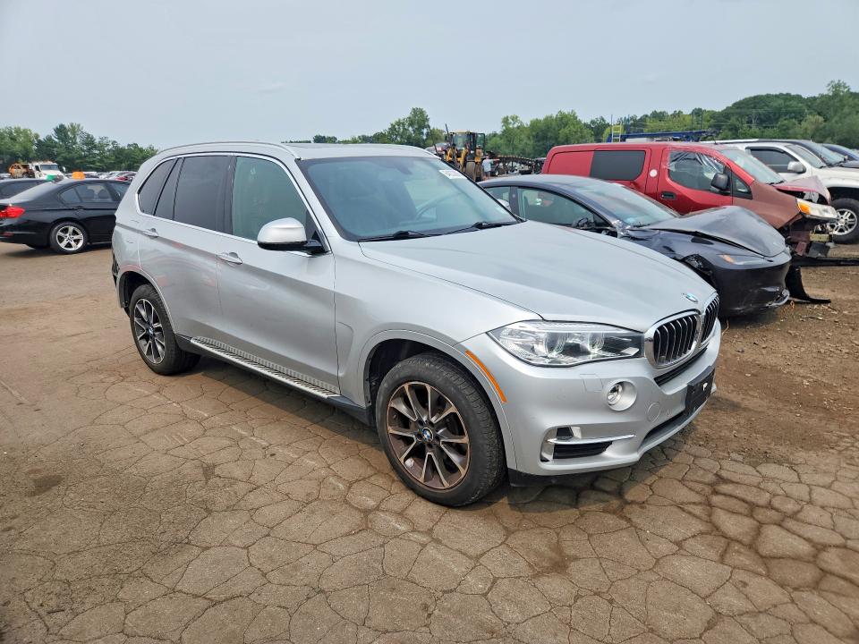 Продаж на аукціоні авто 2017 Bmw X5, vin: 5UXKR0C30H0V72040, номер лоту: 64033886
