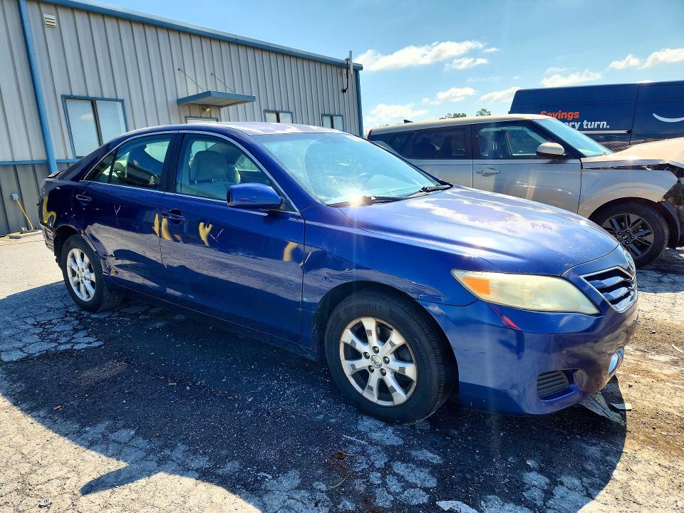Aukcja sprzedaży 2011 Toyota Camry, vin: 4T1BF3EK7BU629703, numer aukcji: 63351856