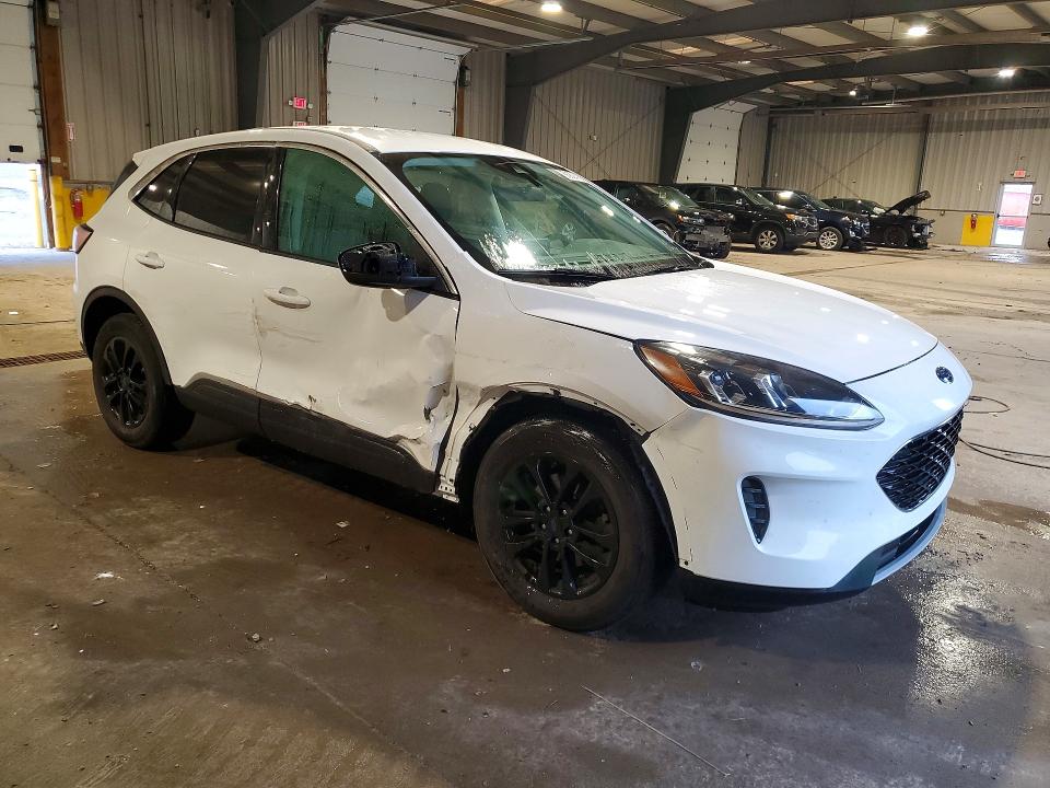 2022 Ford Escape მანქანა იყიდება აუქციონზე, vin: 1FMCU0G6XNUA33188, აუქციონის ნომერი: 66804736