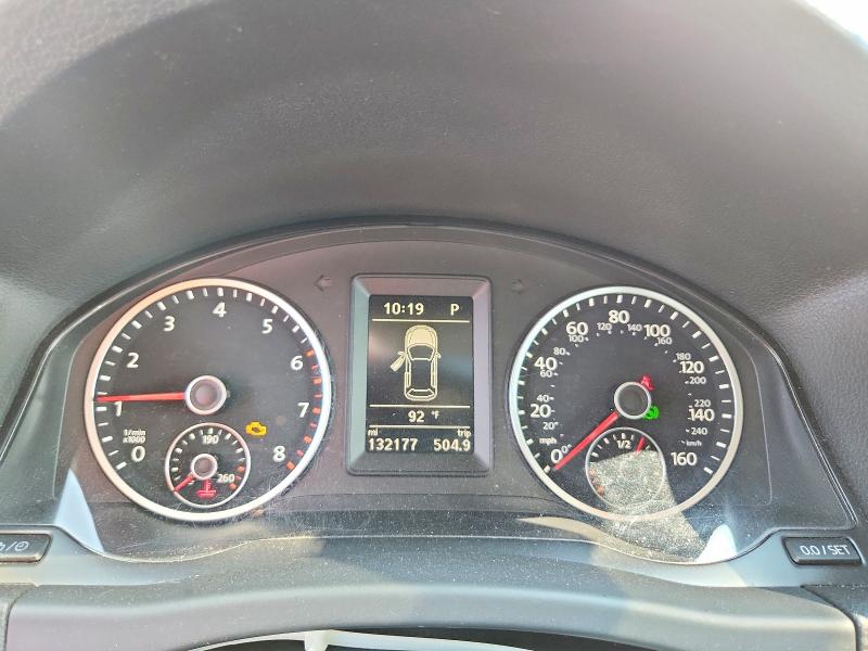 64783026 :رقم المزاد ، WVGBV7AX0HW510741 vin ، 2017 Volkswagen Tiguan مزاد بيع