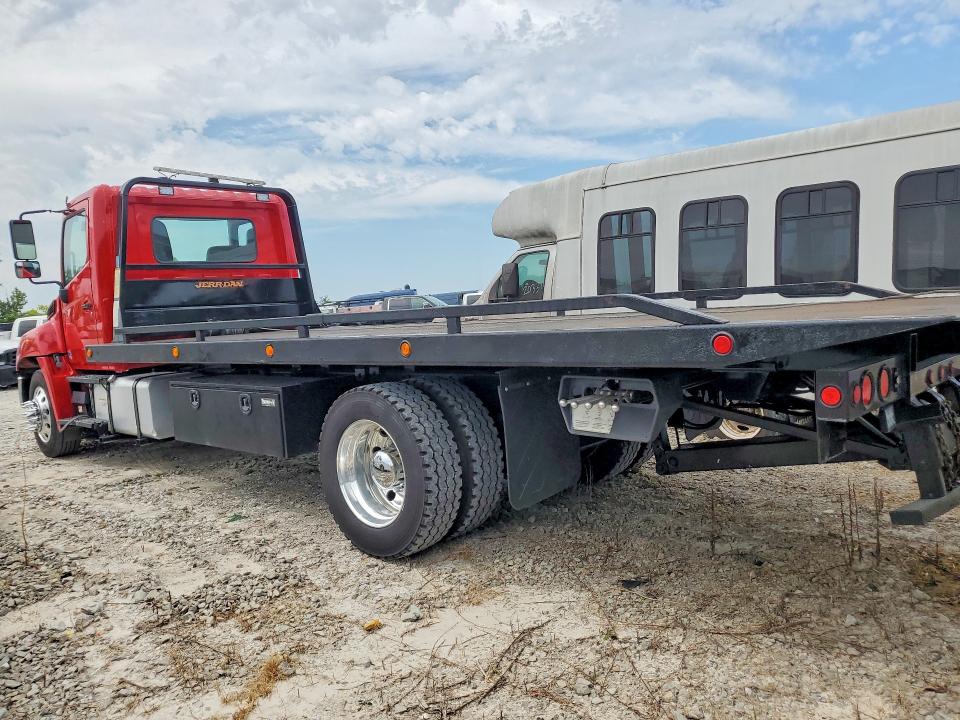 66822136 :رقم المزاد ، 5PVNJ8JT1E4S55119 vin ، 2014 Hino 258/268 مزاد بيع