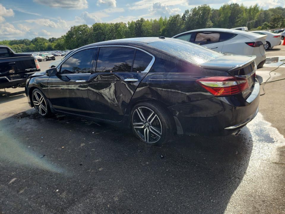 Продажа на аукционе авто 2017 Honda Accord, vin: 1HGCR3F92HA026861, номер лота: 66180246