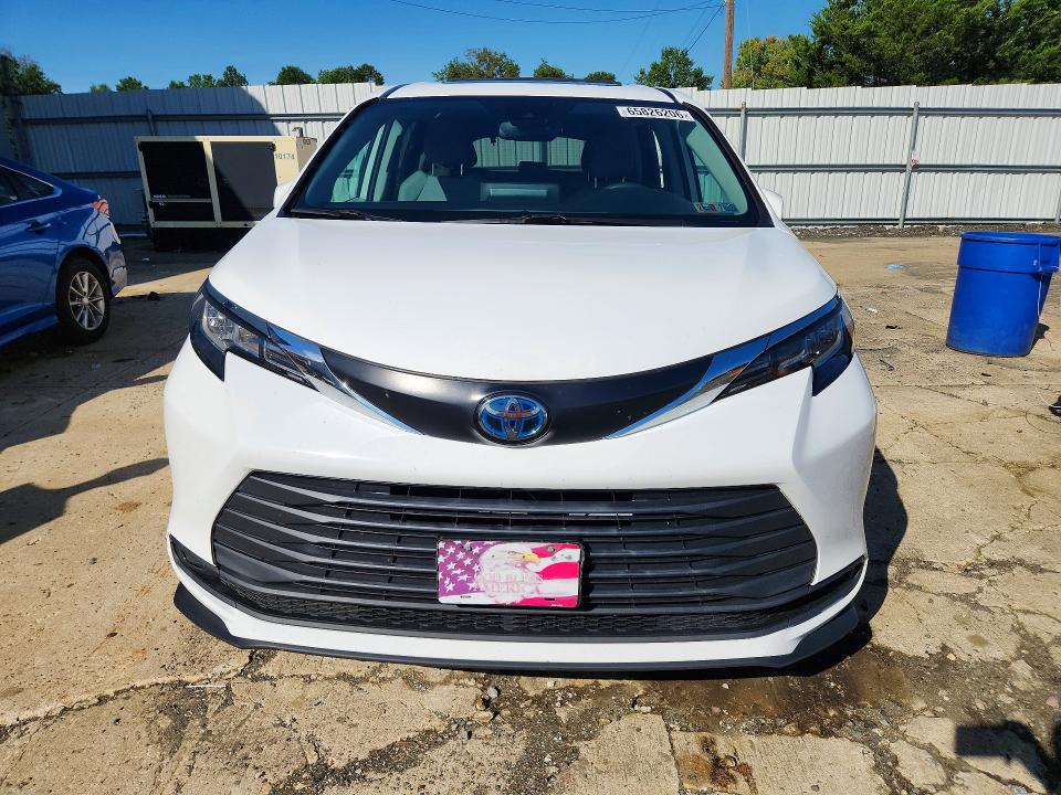 2022 Toyota Sienna მანქანა იყიდება აუქციონზე, vin: 5TDBSKFC4NS044376, აუქციონის ნომერი: 65826206