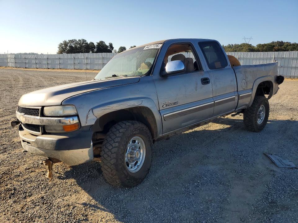 64317726 :رقم المزاد ، 1GCHK29172E185352 vin ، 2002 Chevrolet Silverado مزاد بيع