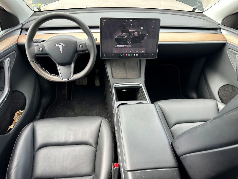 2024 Tesla Model Y მანქანა იყიდება აუქციონზე, vin: 7SAYGDEE4RA238488, აუქციონის ნომერი: 61993766