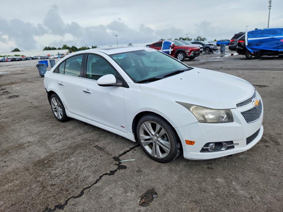 64397256 :رقم المزاد ، 1G1PG5SB2E7159017 vin ، 2014 Chevrolet Cruze مزاد بيع
