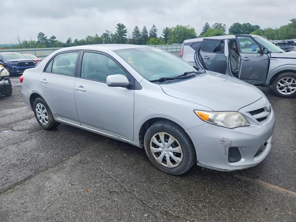 2011 Toyota Corolla მანქანა იყიდება აუქციონზე, vin: 2T1BU4EE3BC704095, აუქციონის ნომერი: 63379406