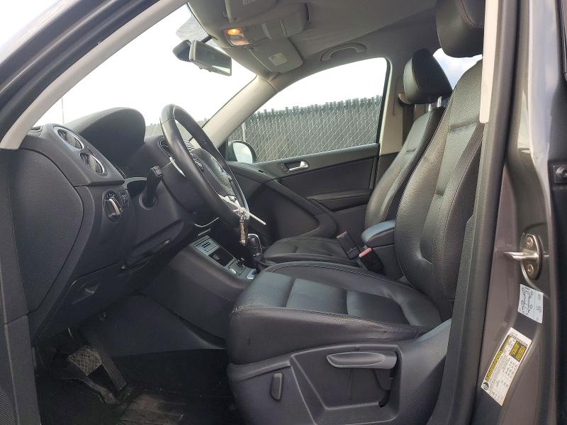 2016 Volkswagen Tiguan მანქანა იყიდება აუქციონზე, vin: WVGAV7AX7GW559266, აუქციონის ნომერი: 66503766