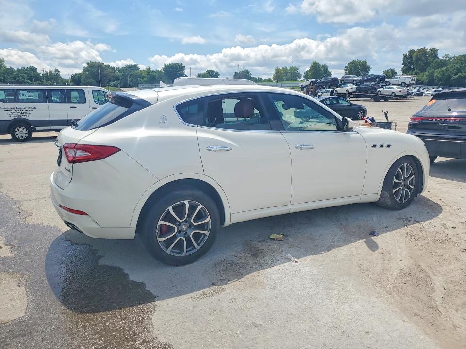 Продажа на аукционе авто 2017 Maserati Levante, vin: ZN661XUA1HX250139, номер лота: 65375716
