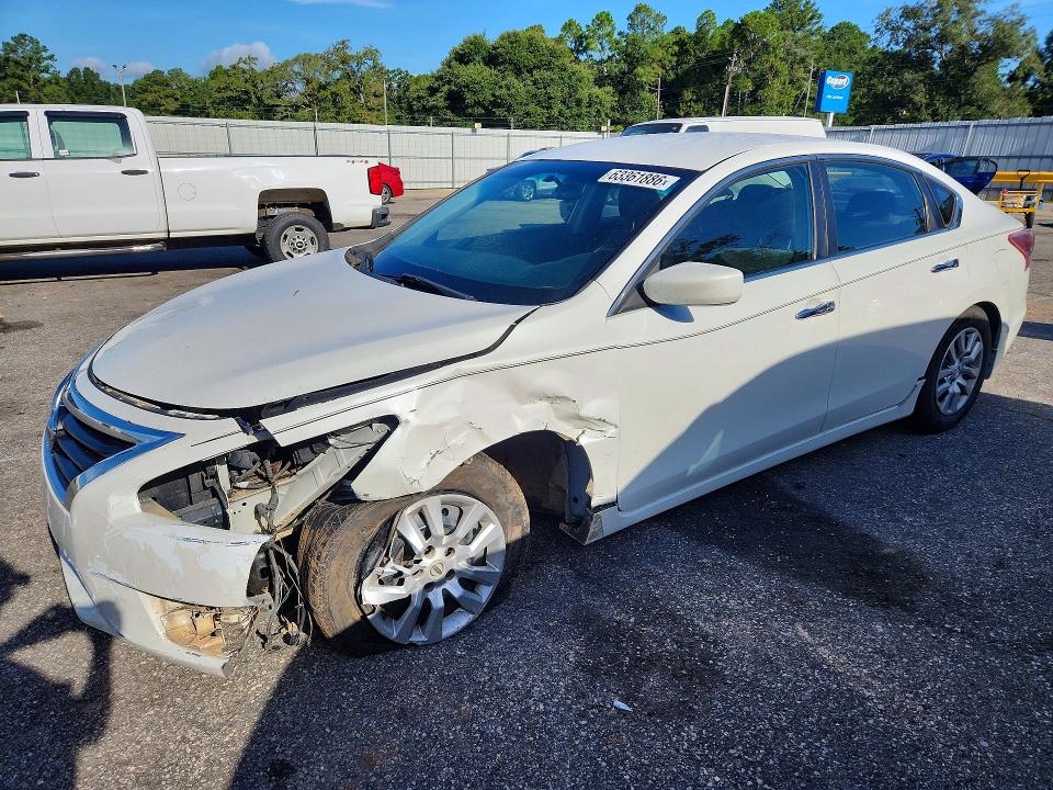 2013 Nissan Altima მანქანა იყიდება აუქციონზე, vin: 1N4AL3AP4DN417094, აუქციონის ნომერი: 63361886