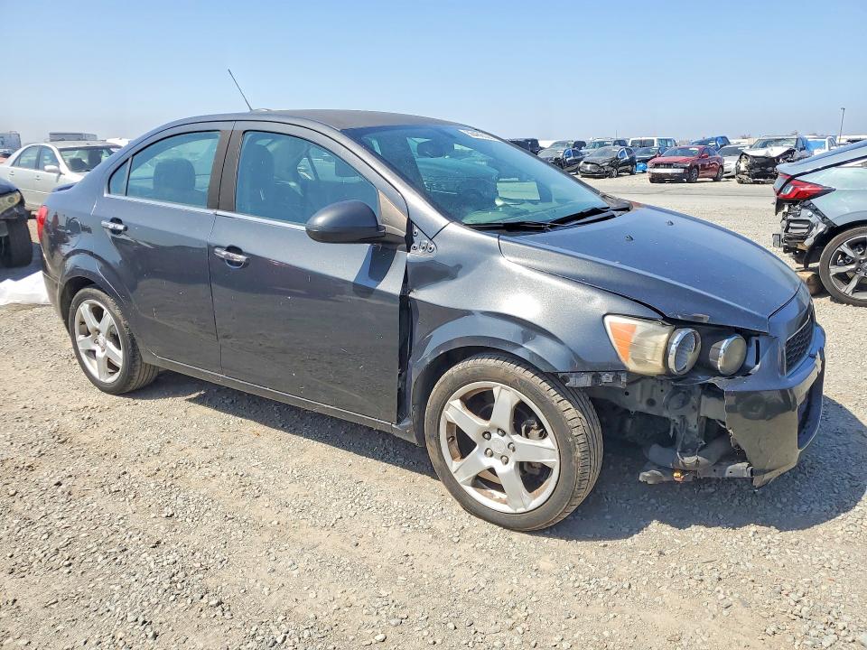 66486526 :رقم المزاد ، 1G1JE5SB6G4146190 vin ، 2016 Chevrolet Sonic مزاد بيع