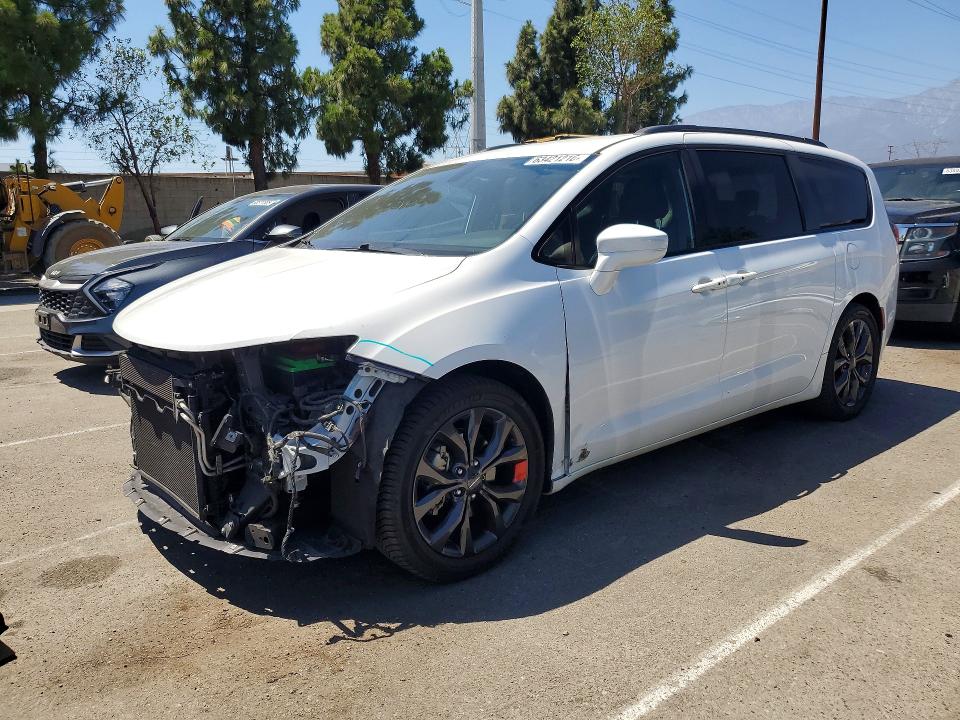 Aukcja sprzedaży 2018 Chrysler Pacifica, vin: 2C4RC1BG0JR228392, numer aukcji: 63421216
