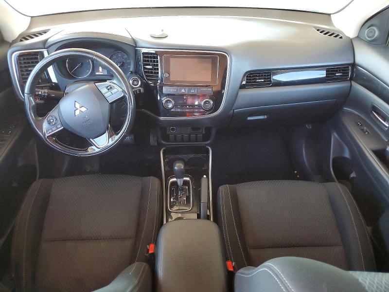 2017 Mitsubishi Outlander მანქანა იყიდება აუქციონზე, vin: JA4AD3A39HZ039464, აუქციონის ნომერი: 64481326