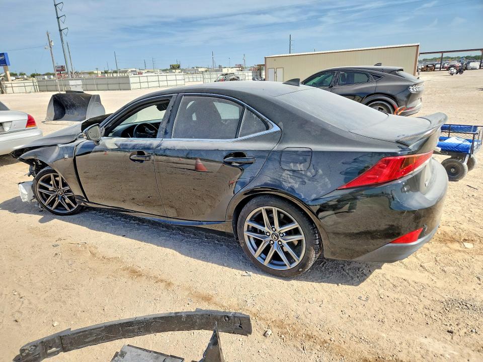 65712566 :رقم المزاد ، JTHBA1D20H5061370 vin ، 2017 Lexus Is مزاد بيع