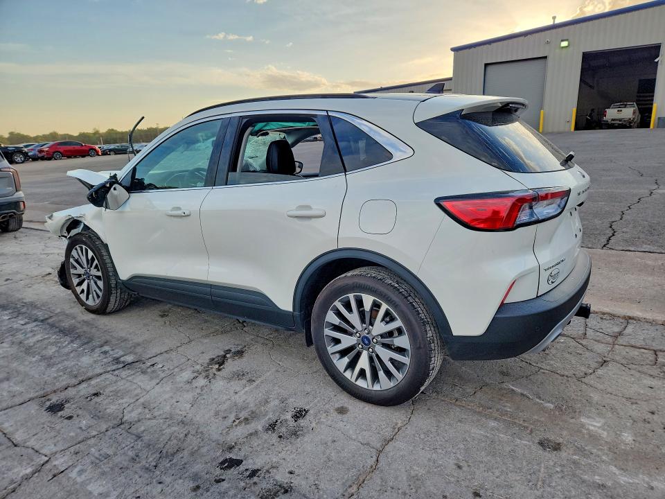 2022 Ford Escape მანქანა იყიდება აუქციონზე, vin: 1FMCU9J91NUC00397, აუქციონის ნომერი: 65362146