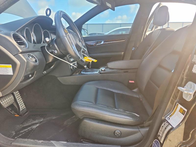 Продажа на аукционе авто 2014 Mercedes-benz C, vin: WDDGF4HB5EA952090, номер лота: 65631676
