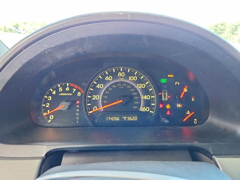 66313706 :رقم المزاد ، 5FNRL3H75AB054964 vin ، 2010 Honda Odyssey مزاد بيع
