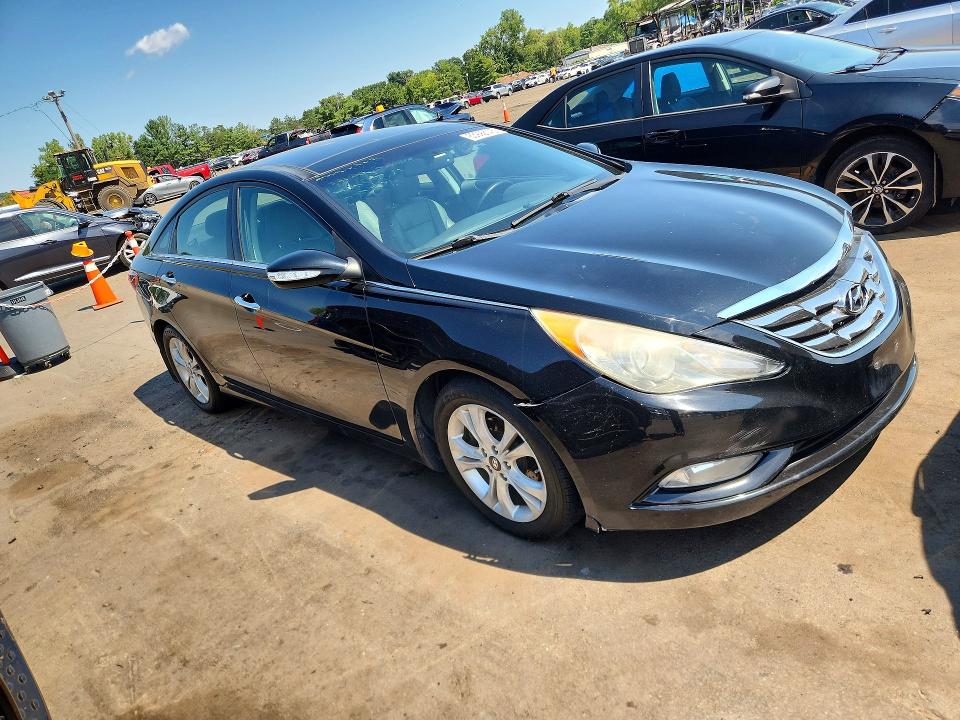 63992146 :رقم المزاد ، 5NPEC4AC5CH500613 vin ، 2012 Hyundai Sonata مزاد بيع