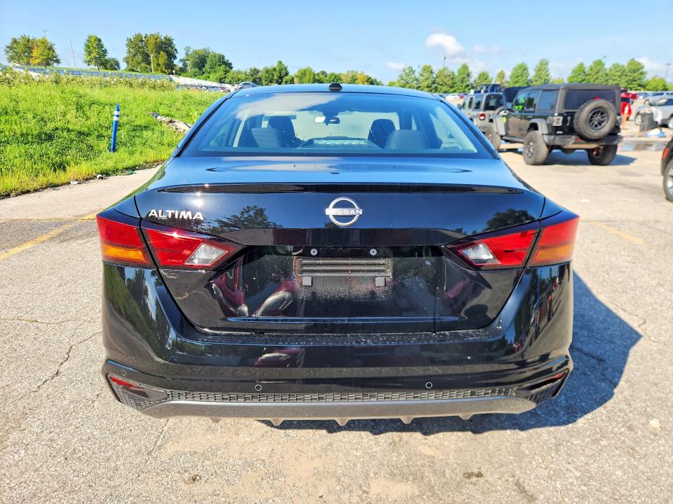 2026 Nissan Altima მანქანა იყიდება აუქციონზე, vin: 1N4BL4DV0TN347774, აუქციონის ნომერი: 65282576