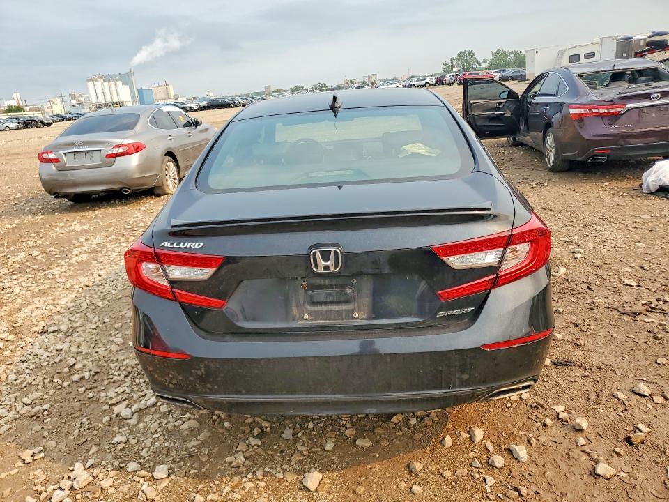 Продажа на аукционе авто 2019 Honda Accord, vin: 1HGCV1F31KA061006, номер лота: 64418846