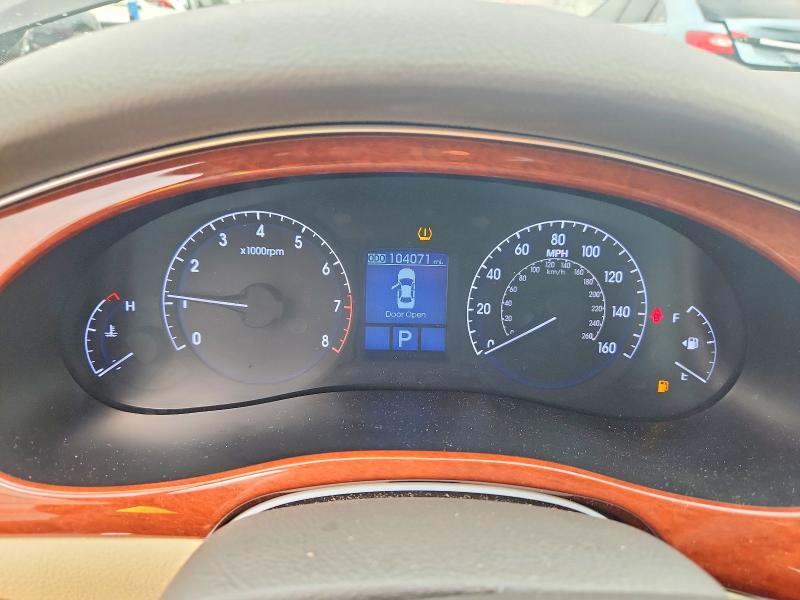 64236096 :رقم المزاد ، KMHGC4DD4EU259547 vin ، 2014 Hyundai Genesis مزاد بيع