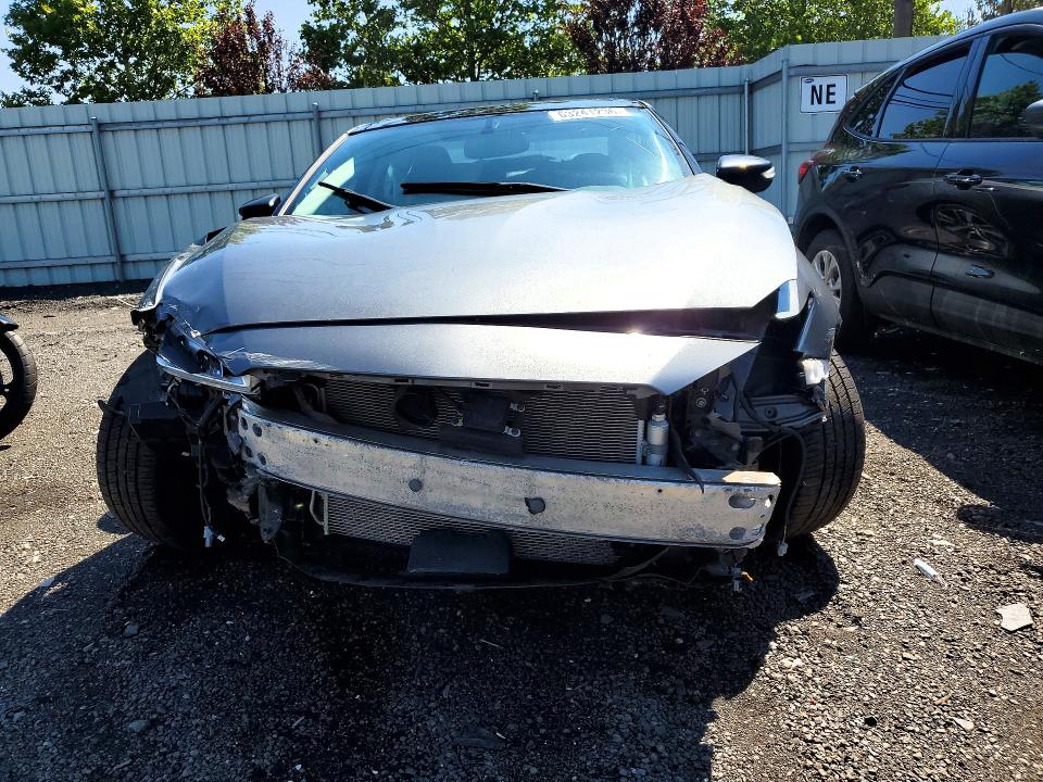 63241236 :رقم المزاد ، 1N4AA6AV2KC373742 vin ، 2019 Nissan Maxima مزاد بيع