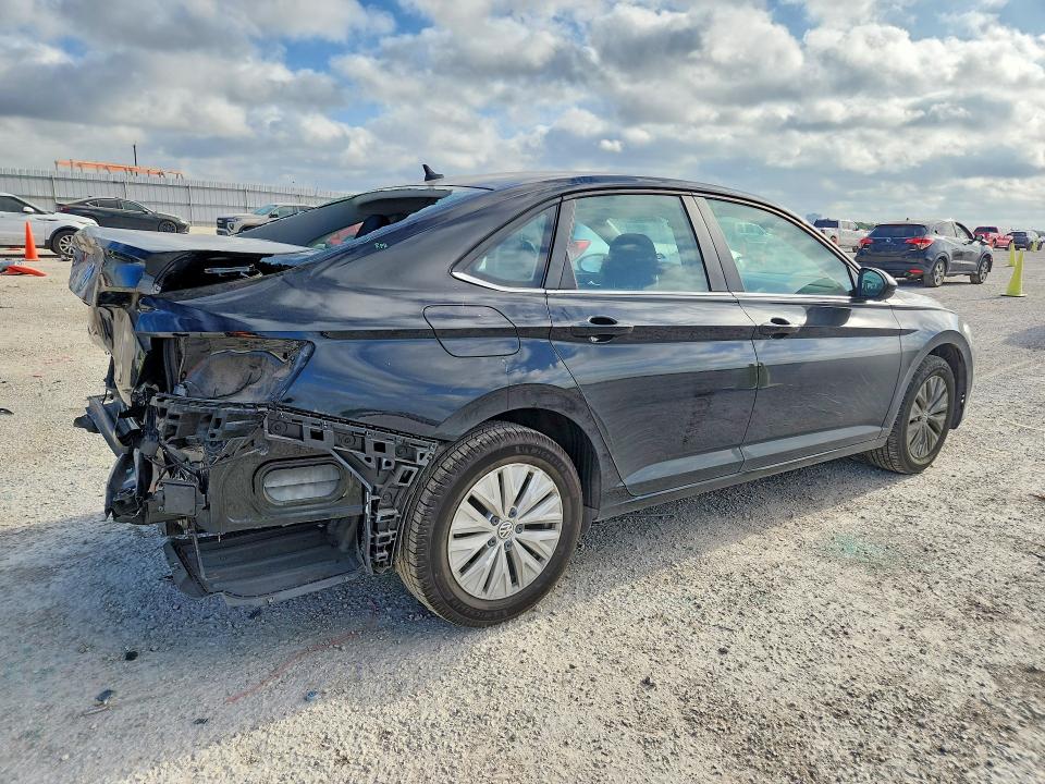 Продажа на аукционе авто 2019 Volkswagen Jetta, vin: 3VWC57BU6KM184767, номер лота: 65099406