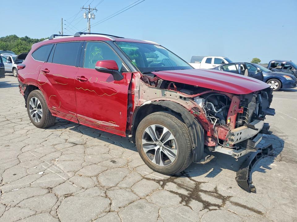 Продаж на аукціоні авто 2022 Toyota Highlander, vin: 5TDHZRBH0NS219478, номер лоту: 64435546