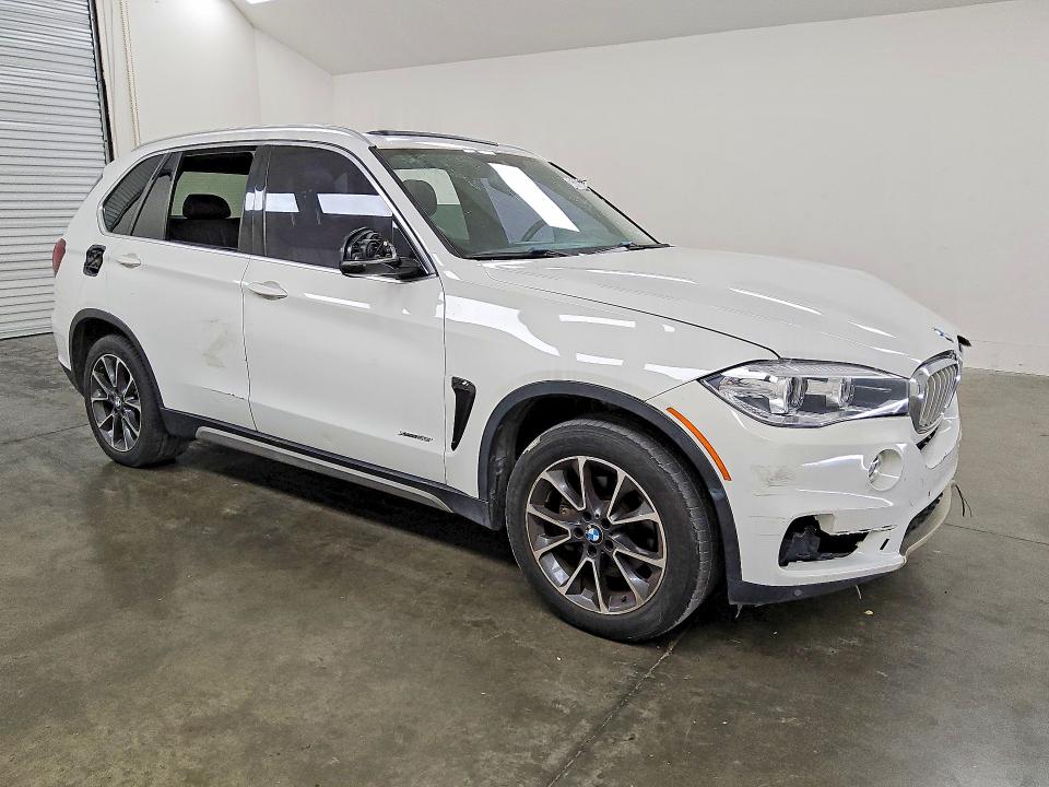 Продаж на аукціоні авто 2018 Bmw X5, vin: 5UXKR0C56J0X90703, номер лоту: 63235656