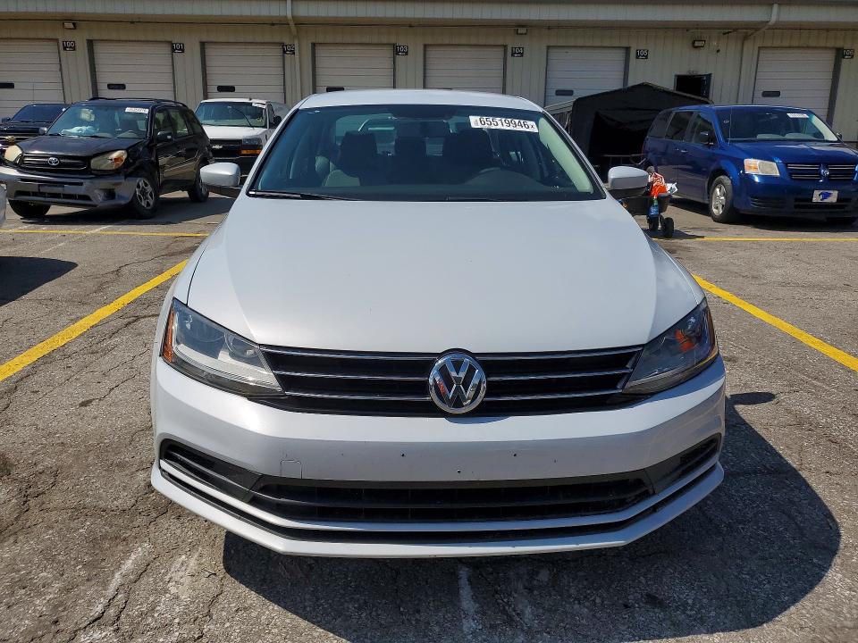 Продажа на аукционе авто 2018 Volkswagen Jetta, vin: 3VW2B7AJ9JM258564, номер лота: 65519946