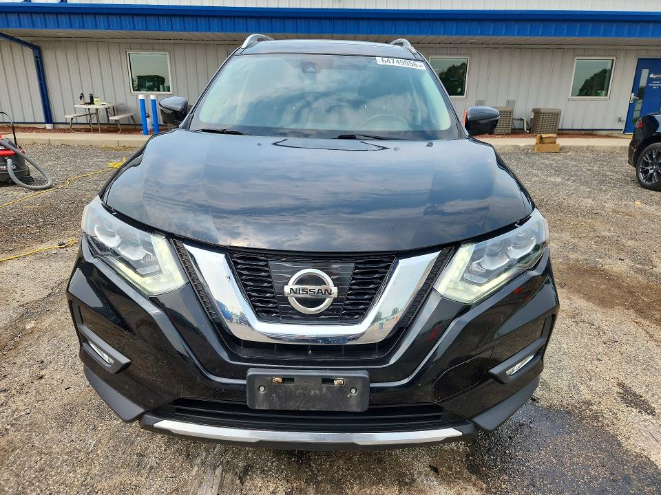 2017 Nissan Rogue მანქანა იყიდება აუქციონზე, vin: JN8AT2MV6HW258016, აუქციონის ნომერი: 64749056
