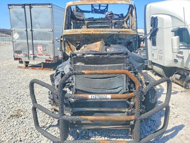 67346326 :رقم المزاد ، 4V4BC9EHXTN699281 vin ، 2026 Volvo Vnl (4) مزاد بيع