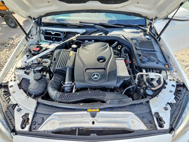 2015 Mercedes-benz C მანქანა იყიდება აუქციონზე, vin: 55SWF4KB1FU015226, აუქციონის ნომერი: 65652956