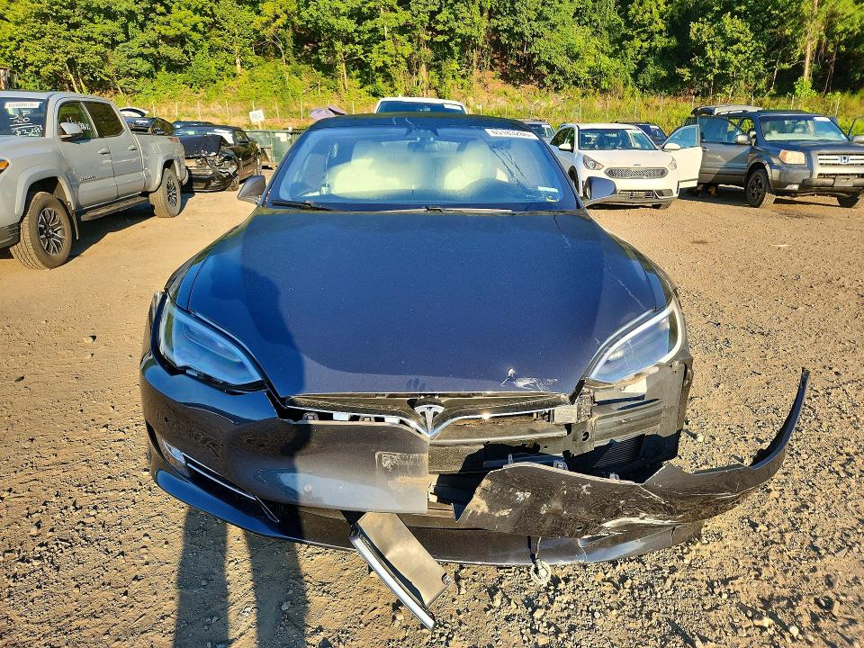 2018 Tesla Model S მანქანა იყიდება აუქციონზე, vin: 5YJSA1E23JF282952, აუქციონის ნომერი: 65183286