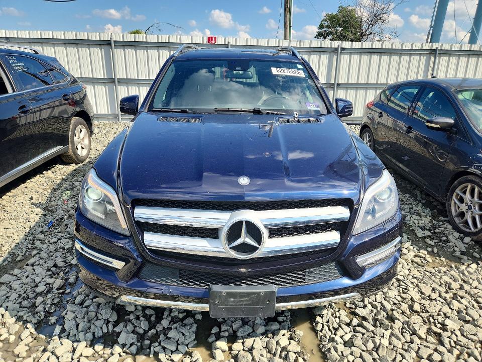 62876566 :رقم المزاد ، 4JGDF6EE3FA569561 vin ، 2015 Mercedes-benz Gl مزاد بيع