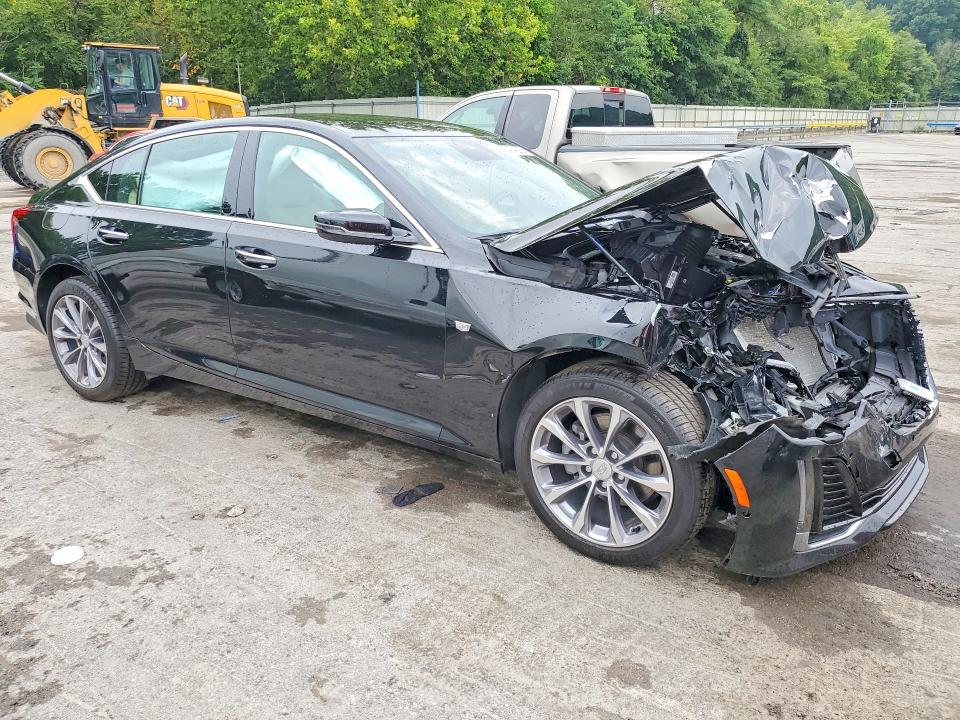 64242356 :رقم المزاد ، 1G6DT5RK0N0100054 vin ، 2022 Cadillac Ct5 مزاد بيع