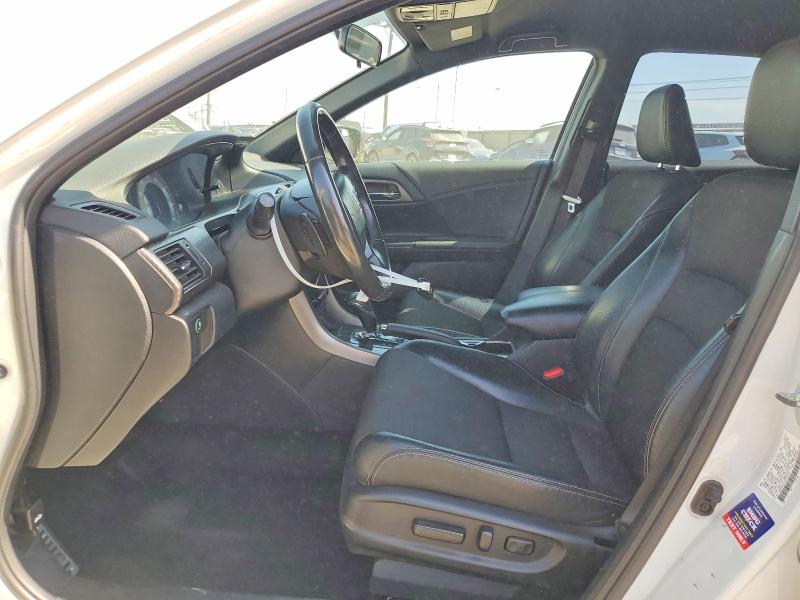 64496336 :رقم المزاد ، 1HGCR2F57HA308162 vin ، 2017 Honda Accord مزاد بيع