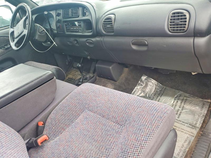 64664996 :رقم المزاد ، 3B7KF23Z72M274082 vin ، 2002 Dodge Ram 2500 مزاد بيع
