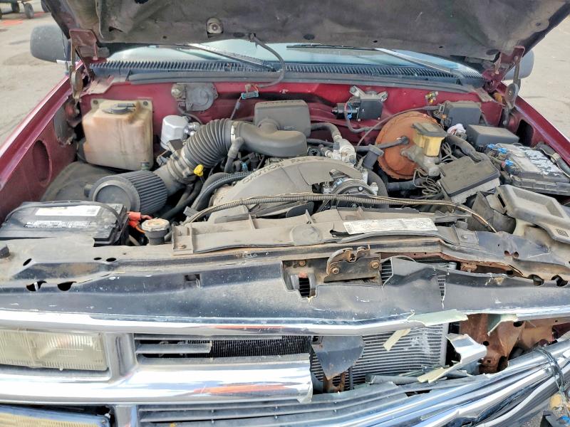 Auction sale of the 1996 Chevrolet Gmt-400, vin: 1GCFC24M3TZ172114, lot number: 63960356