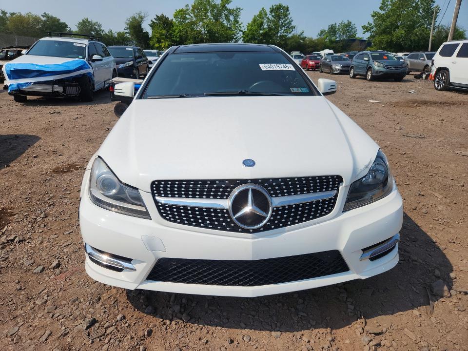 64019746 :رقم المزاد ، WDDGJ4HB2DF960874 vin ، 2013 Mercedes-benz C مزاد بيع