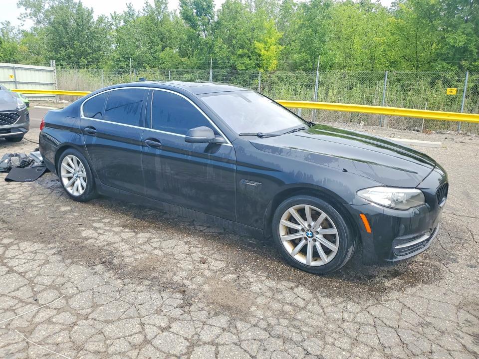 64294256 :رقم المزاد ، WBA5B3C56ED533038 vin ، 2014 Bmw 535 مزاد بيع