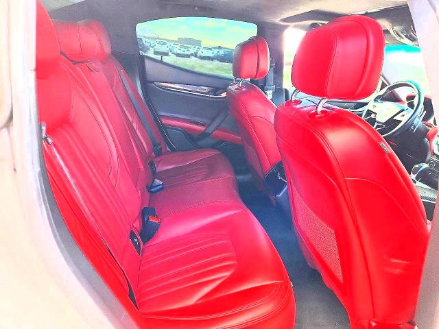 65571026 :رقم المزاد ، ZAM57RTA4F1140951 vin ، 2015 Maserati Ghibli مزاد بيع