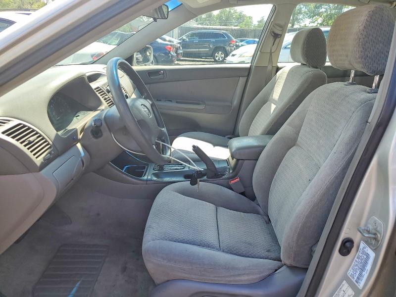 2002 Toyota Camry მანქანა იყიდება აუქციონზე, vin: 4T1BE32K22U001121, აუქციონის ნომერი: 63136856