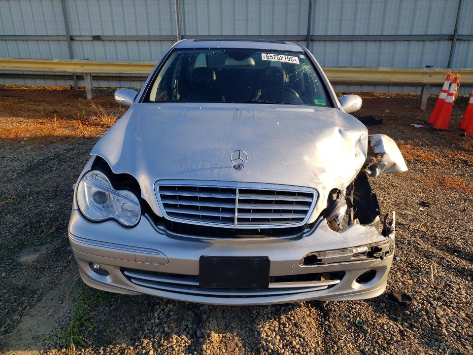 2007 Mercedes-benz C-class C280 Luxury მანქანა იყიდება აუქციონზე, vin: WDBRF92H07F896626, აუქციონის ნომერი: 65752196