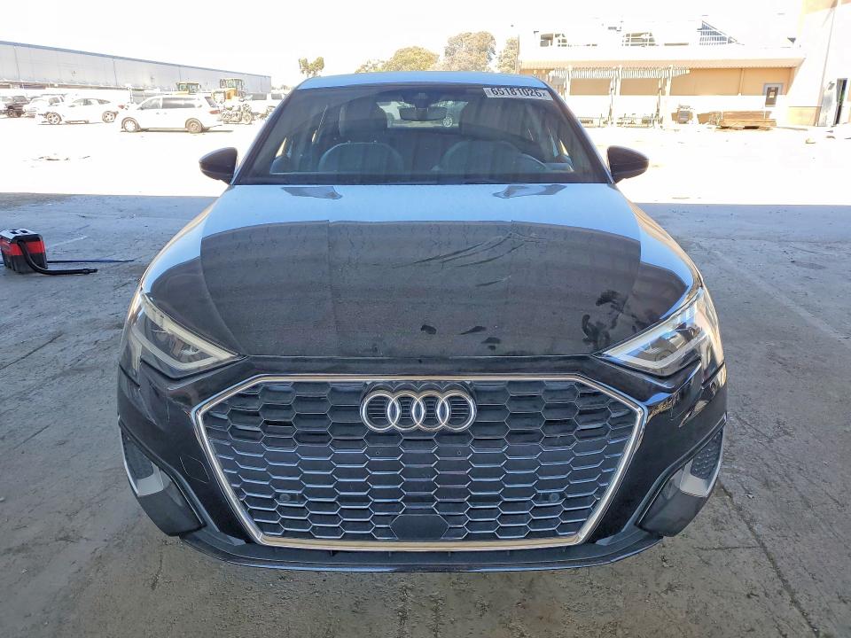 2023 Audi A3 მანქანა იყიდება აუქციონზე, vin: WAUAUDGYXPA075561, აუქციონის ნომერი: 65181026