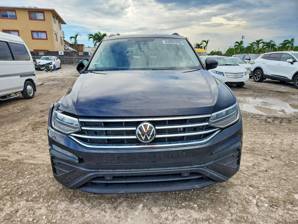 Продаж на аукціоні авто 2022 Volkswagen Tiguan, vin: 3VV1B7AX2NM147154, номер лоту: 63992476