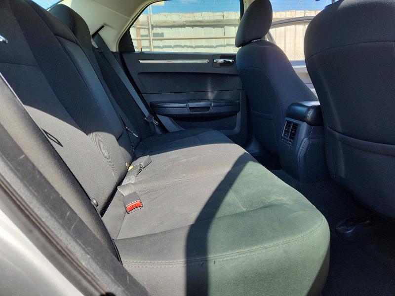 2009 Chrysler 300 მანქანა იყიდება აუქციონზე, vin: 2C3KA43D09H598325, აუქციონის ნომერი: 64463546